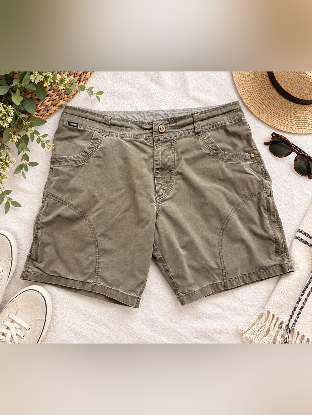 KUHL Men’s Shorts Gray Khaki 36 Stretch Outdoor Hiking Utility 7.5” Inseam
